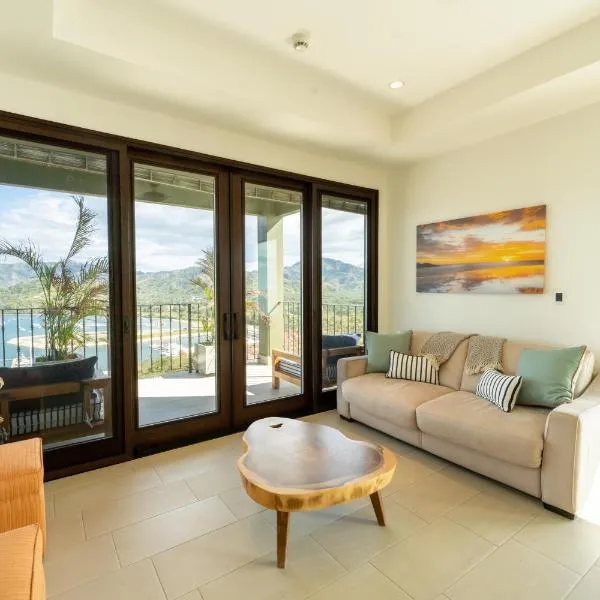 360 Splendor 104B-Ocean View Condo-Breakfast Included!, hotel v destinaci Playa Flamingo