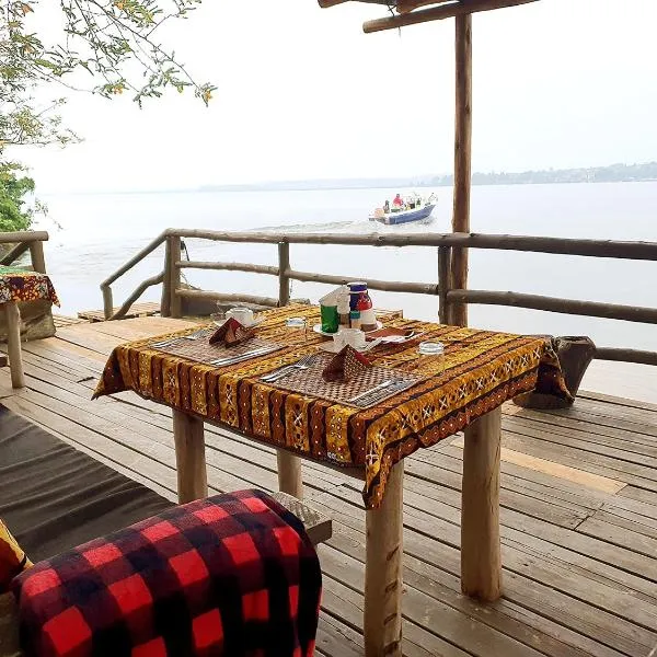 Tilapia Lodge: Lulongo şehrinde bir otel