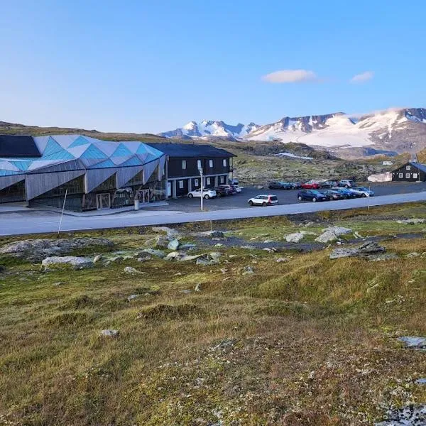 Sognefjellshytta โรงแรมในล็อม