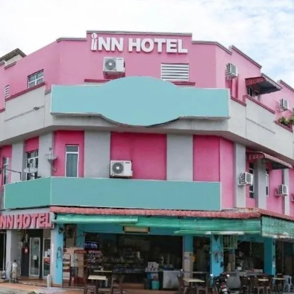 The Inn Hotel, hotel v destinaci Teluk Intan