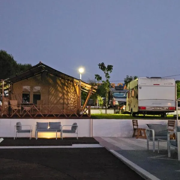 Ioannina Camping- Glamping, hotel v destinaci Neo Mpizani