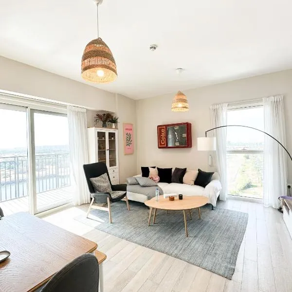 3BR Modern Getaway in Yas Island with Gym&Pool 609WE, hotel di Abu Dhabi