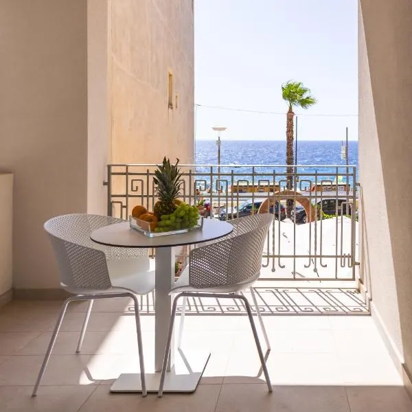 Aura Room, hotel v destinaci Letojanni