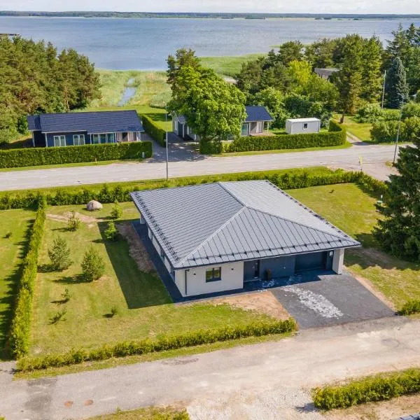 Mereranna Puhkemajad, hotel in Orissaare