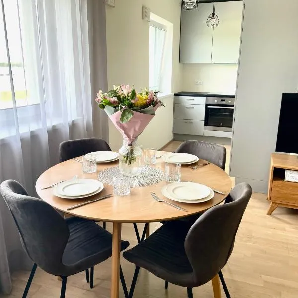 Pärnu में, होटल Lille Apartment with a sunny balcony