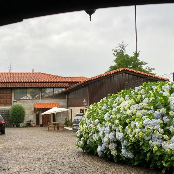 Bergui Guesthouse - Em Guimarães desde 2017, hotel em Guimarães