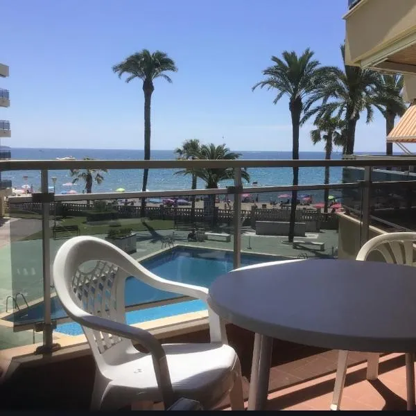 Cambrils playa y piscina, hotel en Cambrils