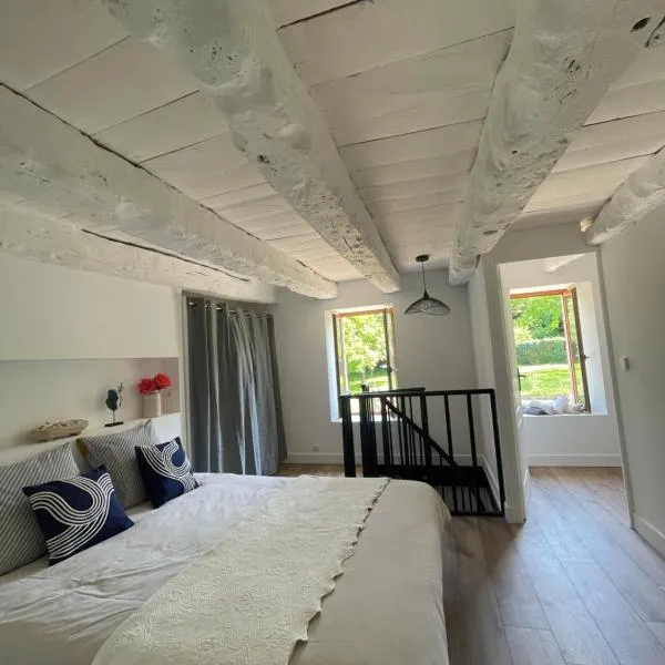 La Maison Armoricaine, hotel v destinaci Plouasne