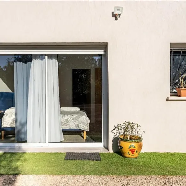 Villa Blanche - Suite en Provence, hotel v destinaci Draguignan
