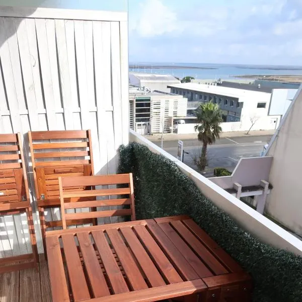 Studio belle vue, calme, balcon et parking, ξενοδοχείο στην Αρασόν