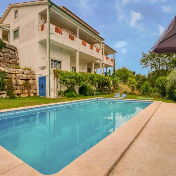 Abrigo do Castelo - Chapim, hotel en Ourém