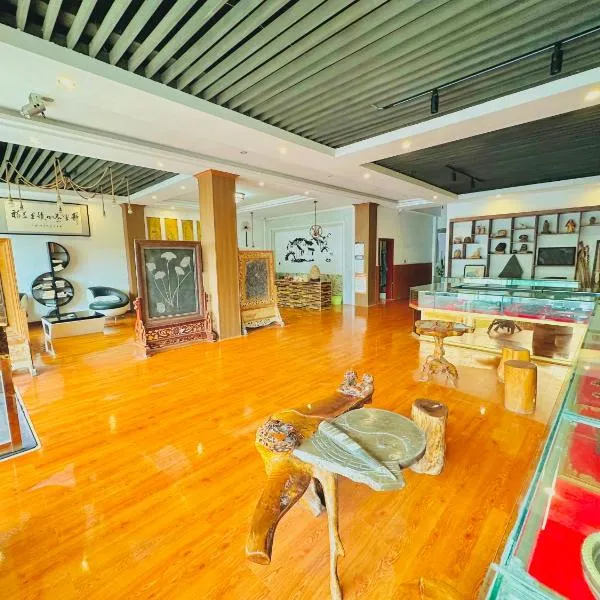 The Mountain and Views Guesthouse, hotel v destinaci Yongshun