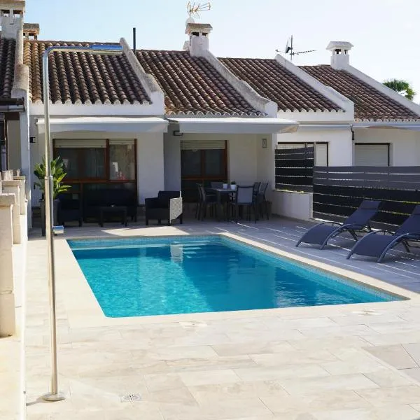 Chalet AMEA, khách sạn ở Riumar