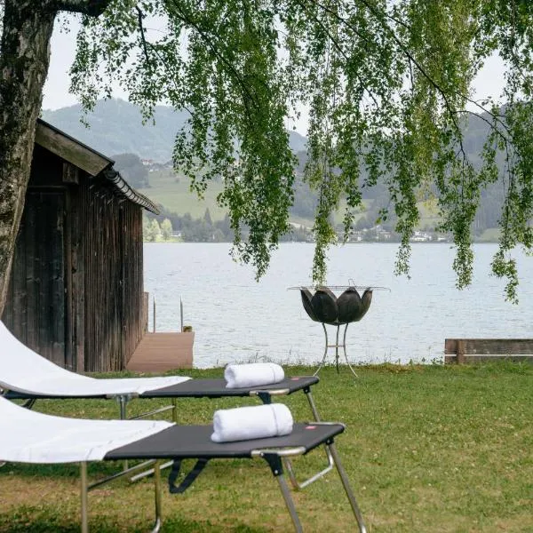 Alte Fischerei - Apartments am See, hotel en Scharfling