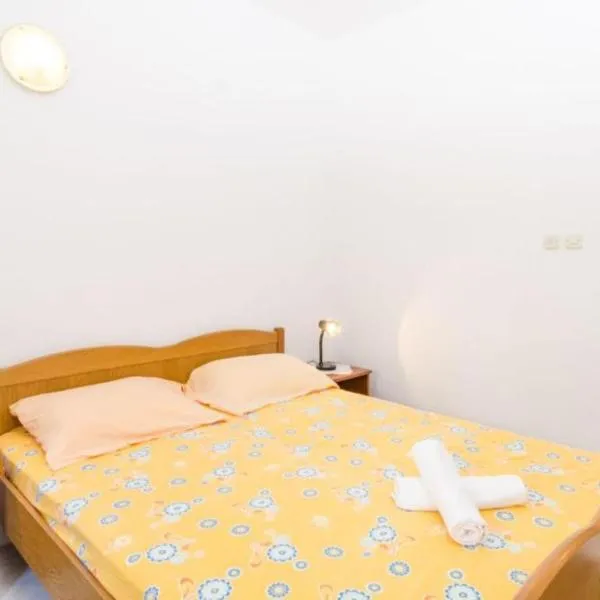 Guest House Sobra 38, hotel v destinaci Sobra