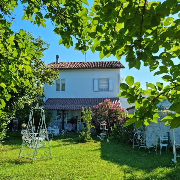 Casa Martini Casa di campagna vicino al mare in esclusiva solo per voi, hotel v destinácii Gradara