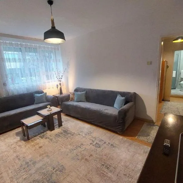City Center Apartment, hotel in Mitrovicë
