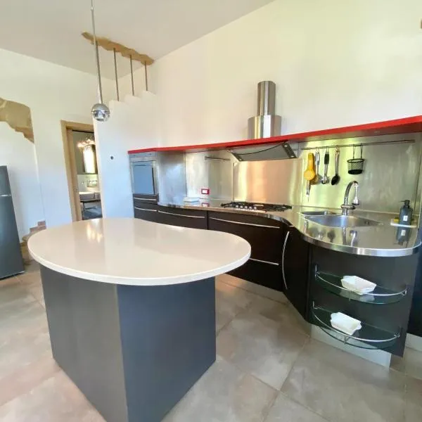 Pineta Apartament, hotel in Tirrenia