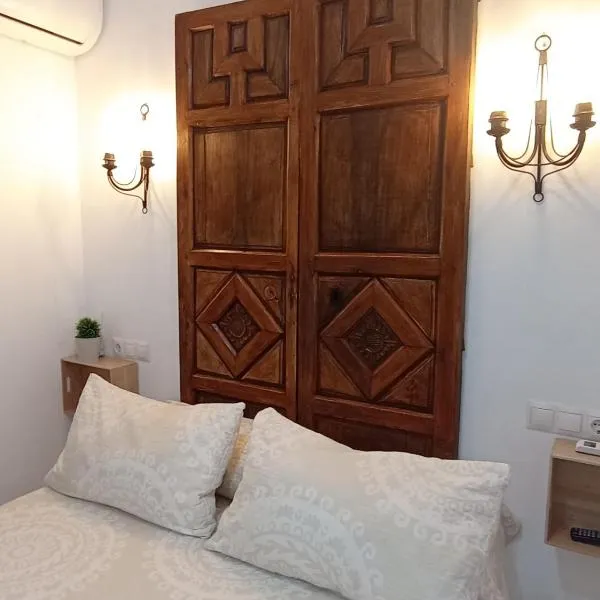 El DETALLE Apartamento y Estudio, hotel v destinácii Zahara de la Sierra