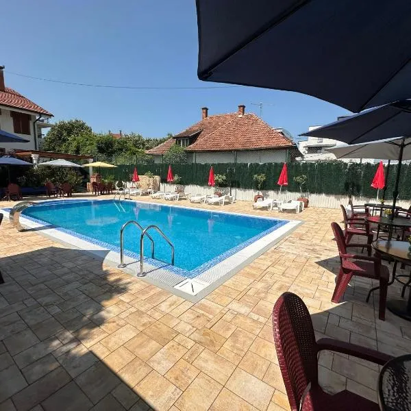 Smeštaj TEA sa dva bazena i besplatan parking, hotel u Vrnjačkoj Banji