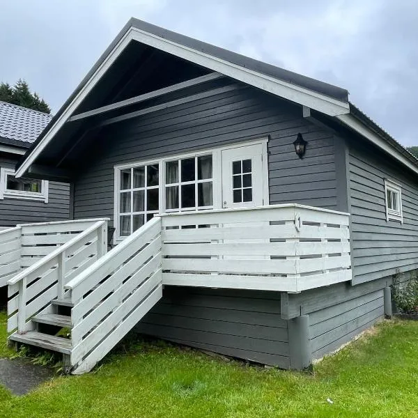 Hytte Nr 1, hotel in Selje