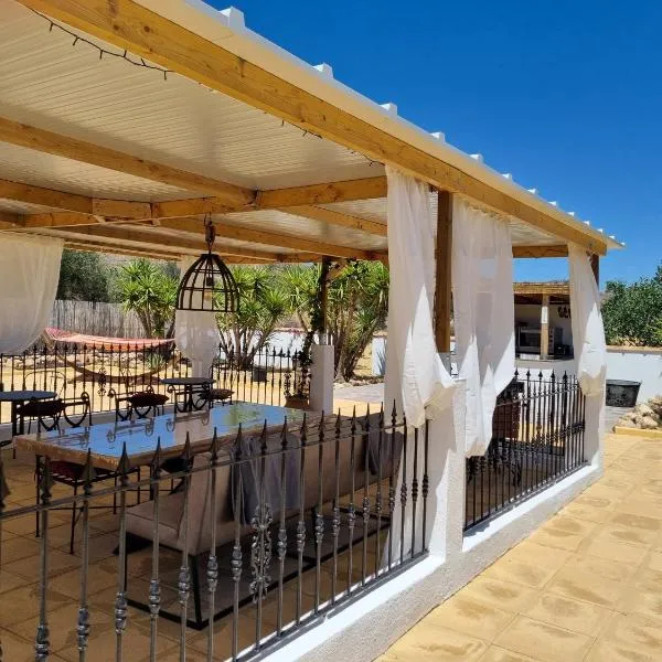 Oasis View, hotel u gradu Oria