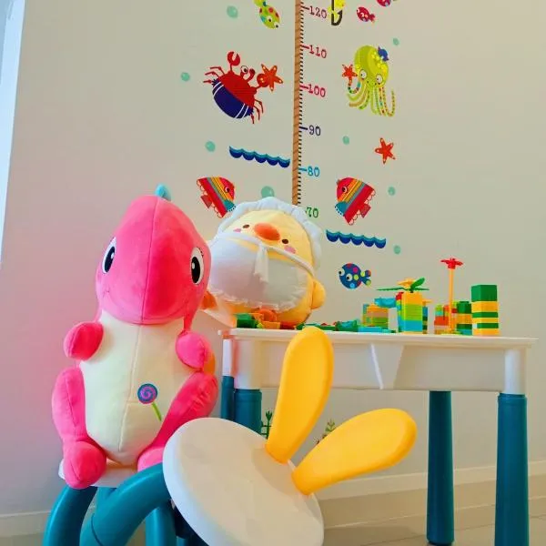 Legoland walk 3min D'Pristine Rejoice Suite 2B2R 8pax Lakeview, hotel v destinaci Nusajaya