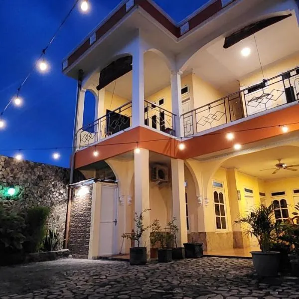 Delfika 2 Guest House, Hotel in Bandanaira