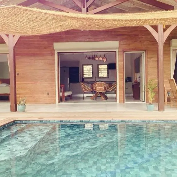 La Maison Créole, hotel in Baie-Mahault