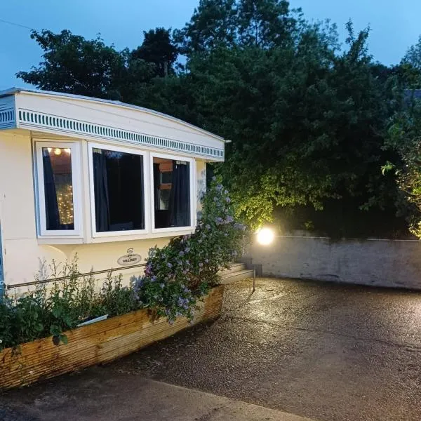 Midden Manor: Farm stay in rural County Antrim., hotel di Cullybackey