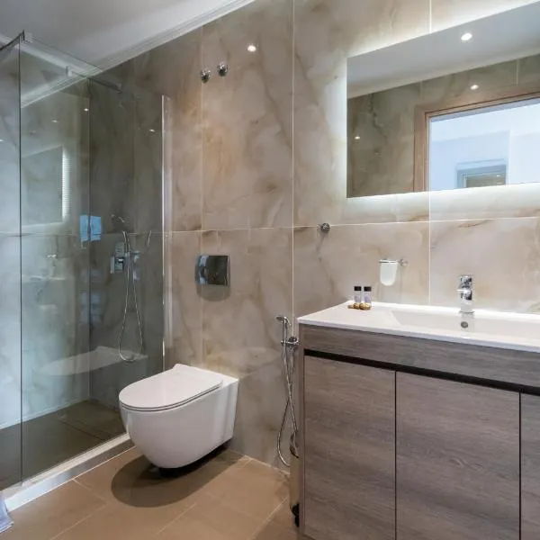Elena's Luxury Sea View House 3, hotell sihtkohas Neos Marmaras