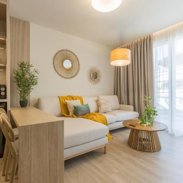 The Mediterranean Suites, hotel v destinaci Piraeus