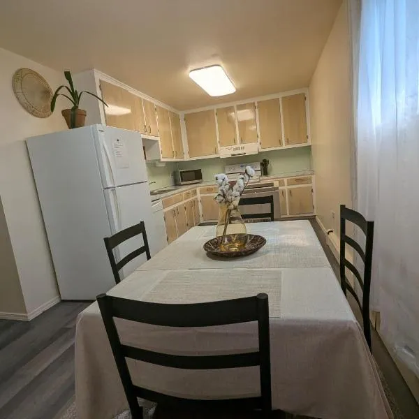 Fireweed Apartments, hotel in Fairbanks