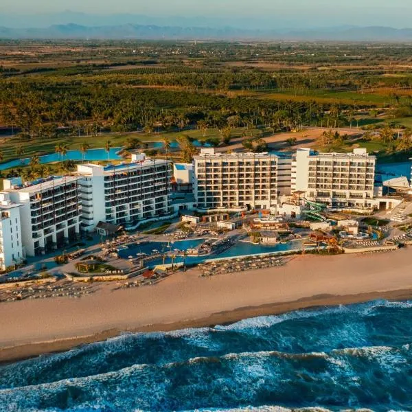 Dreams Estrella del Mar Mazatlan Golf & Spa Resort - All Inclusive, hotel v destinaci Mazatlán