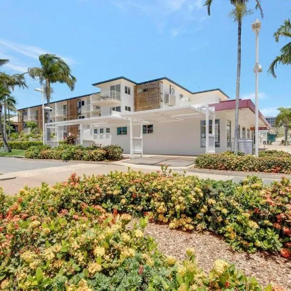 Superior Studio 20 Endeavour Inn, hotel u gradu Emu Park