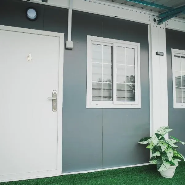 Redang Bro Roomstay 4, hotel in Kuala Terengganu