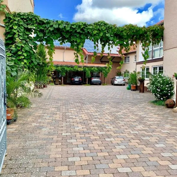 Gästehaus Schröder, отель в городе Ober-Flörsheim