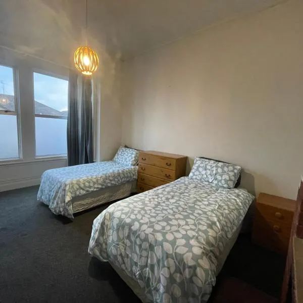 Low Cost Accommodation, hotel in Dunedin