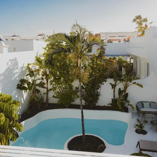 Villa Ananda - Luxury Villa in Bahiazul, hotel in Corralejo