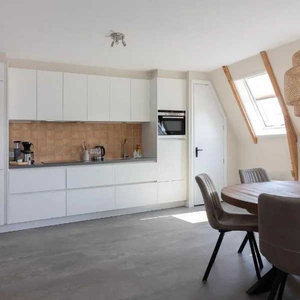 Gezellig appartement, hotel v destinaci Burum