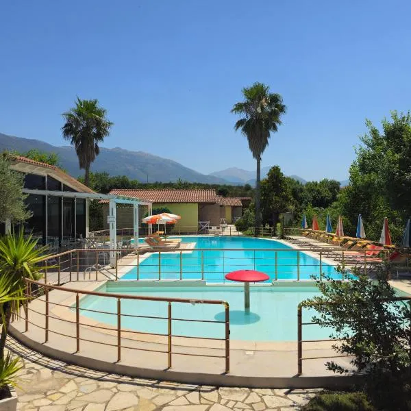Resort Te Zagolli, hotel v destinaci Orikumi