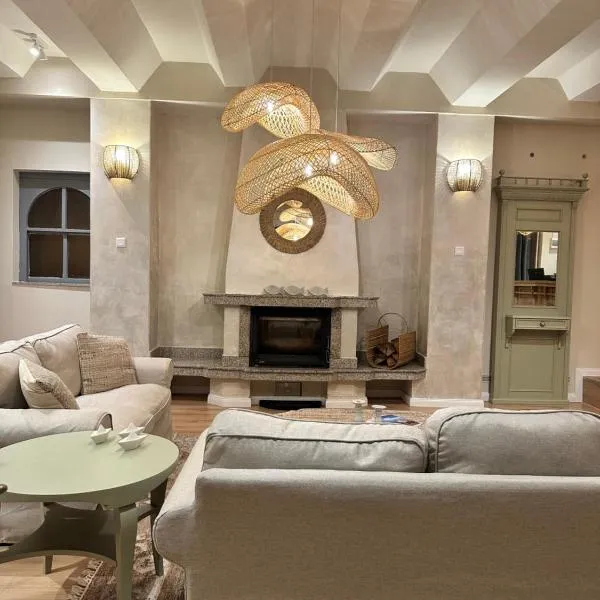 Délceg Réce Minihotel, hotel in Balatonkenese