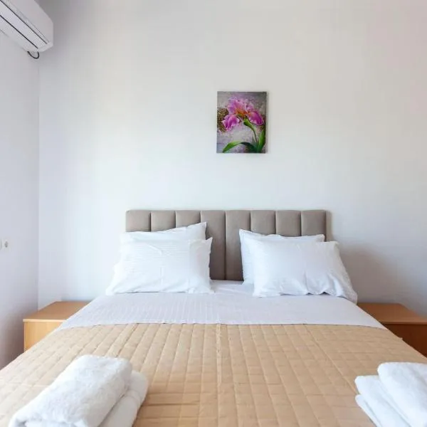 Zacharias apartments, hotel v destinaci Himare