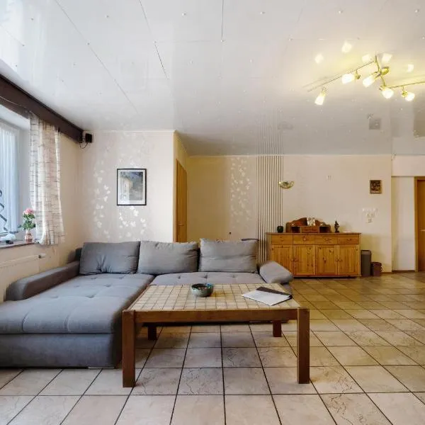 Meisburg에 위치한 호텔 Ferienwohnung Wiesental
