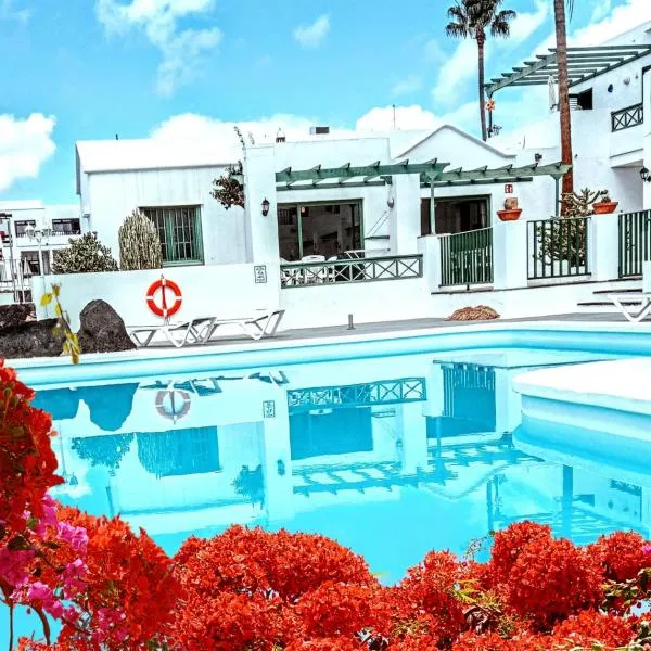 Apartamentos las Acacias, hotel v destinácii Puerto del Carmen