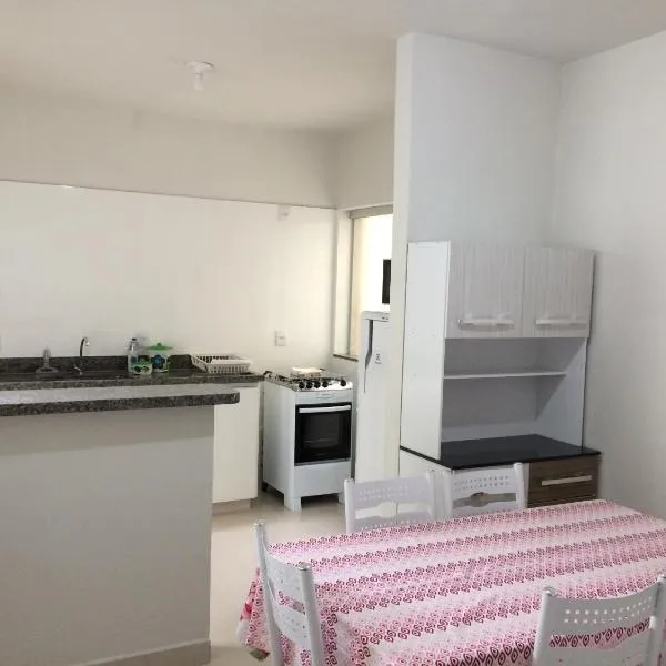 Apartamento no centro de Capitólio - 104, hotel v destinaci Capitólio