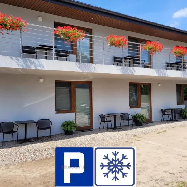 Pokoje Nadrzeczna, hotel v destinaci Augustov