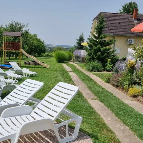 HutiFeri apartman, hotel v Siofoku