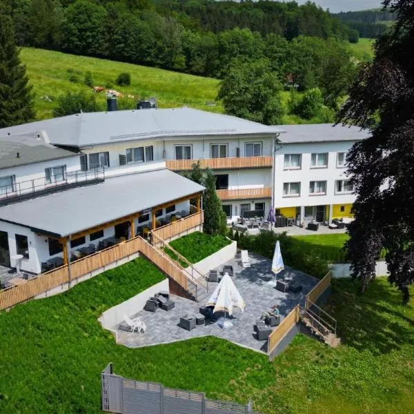Hotel Berghof Wasserkuppe & Gästehaus Fuldaquelle, hotel v destinaci Gersfeld
