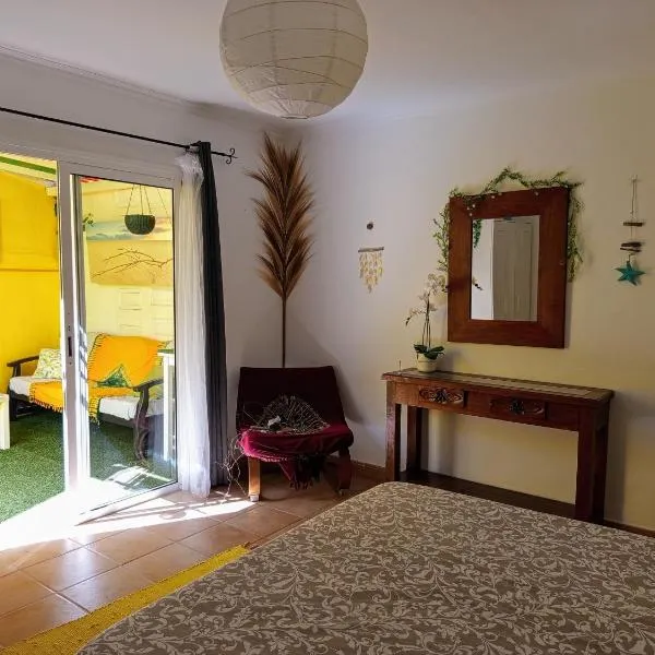 Shangrilá Guesthouse, hotel in Caleta De Fuste